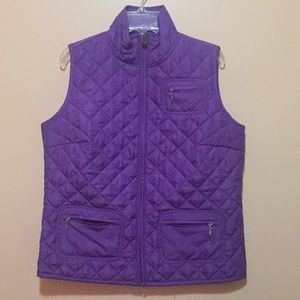 3/$9 Medium purple quilted zip up vest